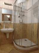 Pokoj-cislo-2-koupelna